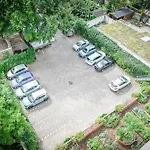 Court Garden